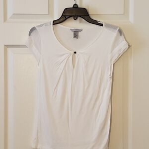 H&M Ivory Keyhole Short Sleeve Tee | Women's M
